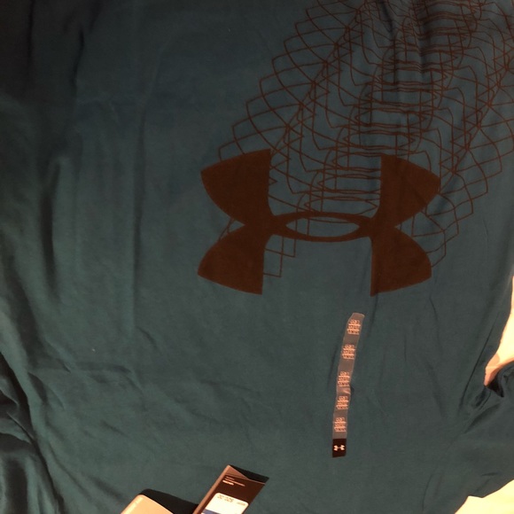 NWT Under Armour YXL shirts - Picture 3 of 8